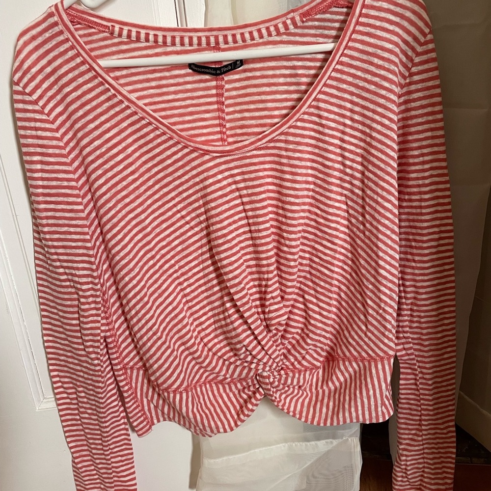 Stripped cropped long sleeve tee